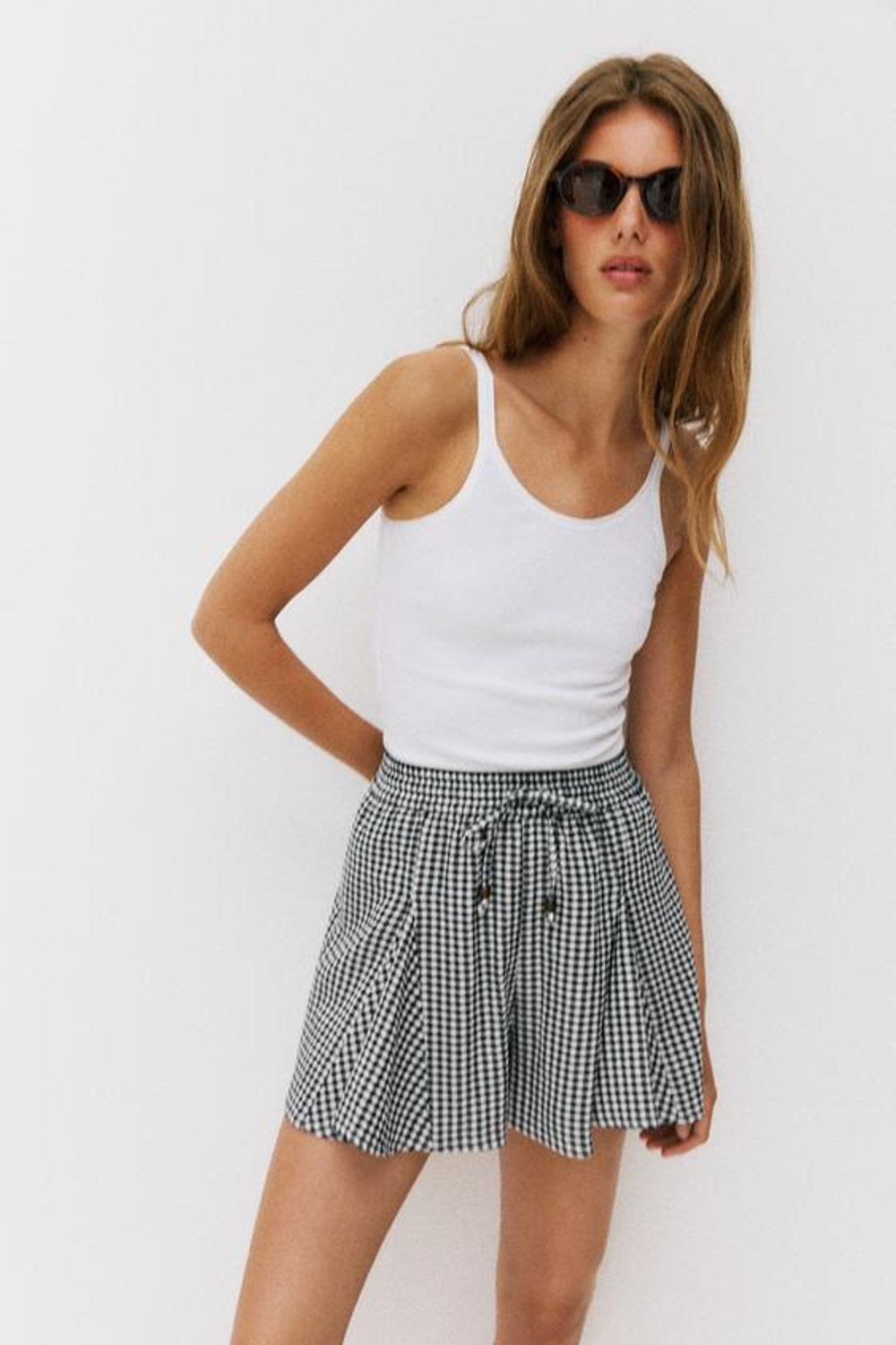 ZARA ЮБКА-ШОРТЫ В КЛЕТКУ ВИШИ С ВОЛАНАМИ, СИНИЙ
