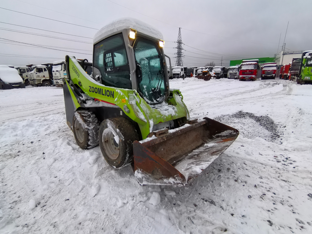Zoomlion ZS* Мини погрузчик ZS080V (Дизельный, 2,4 л, 49 л.с., АТ)
