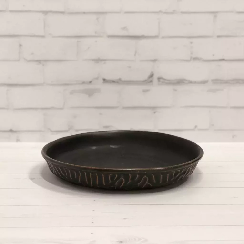 Фото тарелка черная керамическая Black Velvet д 235 мм 003010 из экологически чистой глины высокого качества