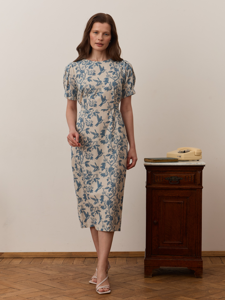 Платье с коротким рукавом