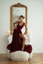 Платье боди бордовое