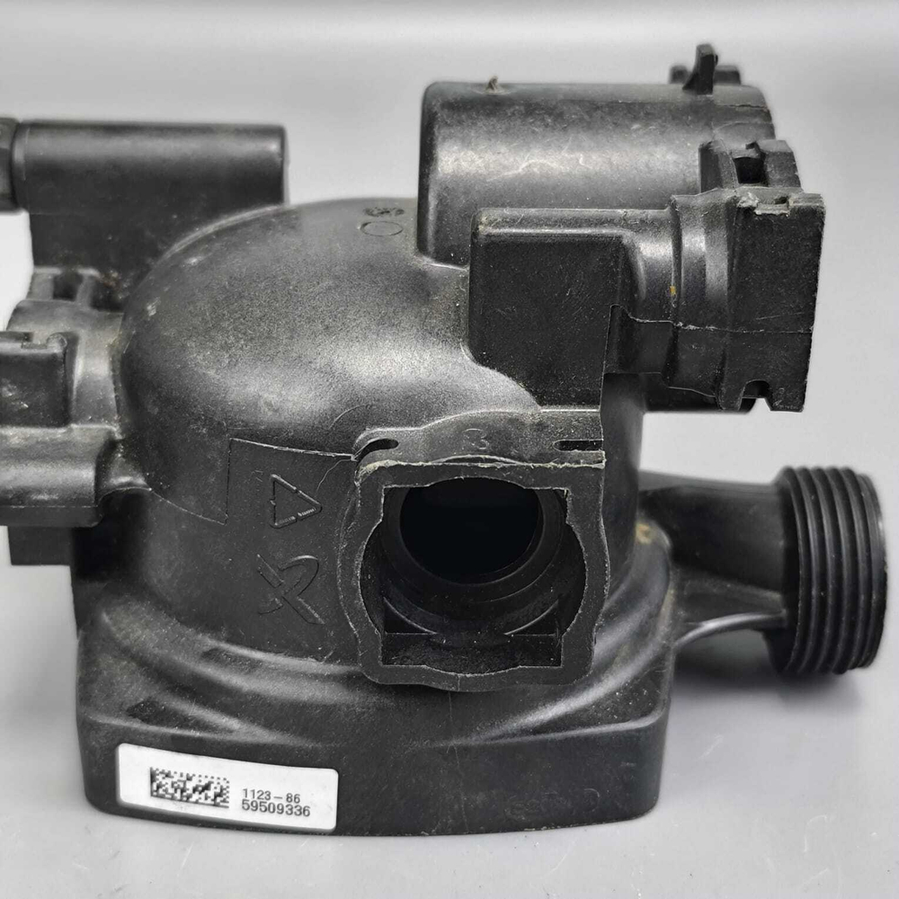 Б/У крышка (улитка) насоса GRUNDFOS для котлов BAXI Eco Nova, Eco Life, Eco Star, Eco Classic, Kentatsu, Federica Bugatti, Vaillant