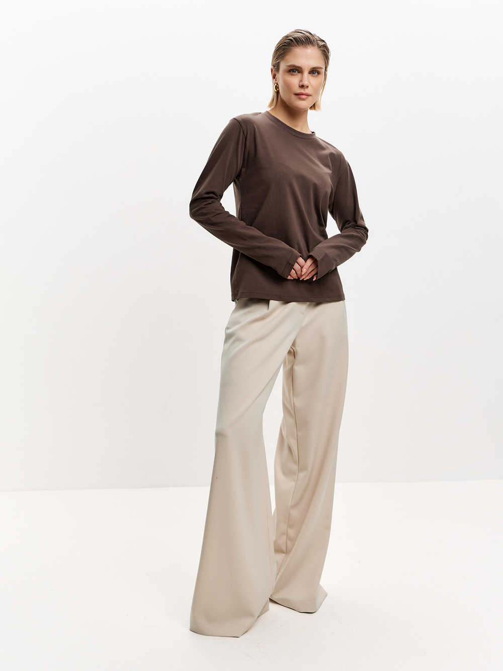 Лонгслив свободного кроя в цвете шоколад