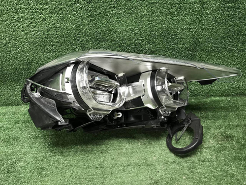 Битая Фара правая BMW X5 F15 (15-18) Adaptive LED