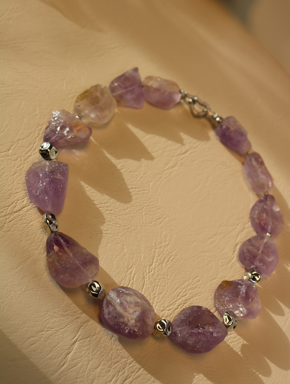 Чокер из необработанного аметиста «Лавандовые кристаллы»