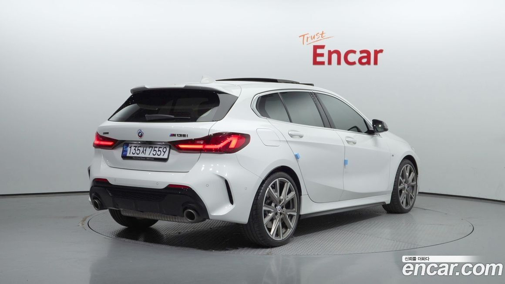 BMW 1 Series (F40) M135i xDrive (02.2023)