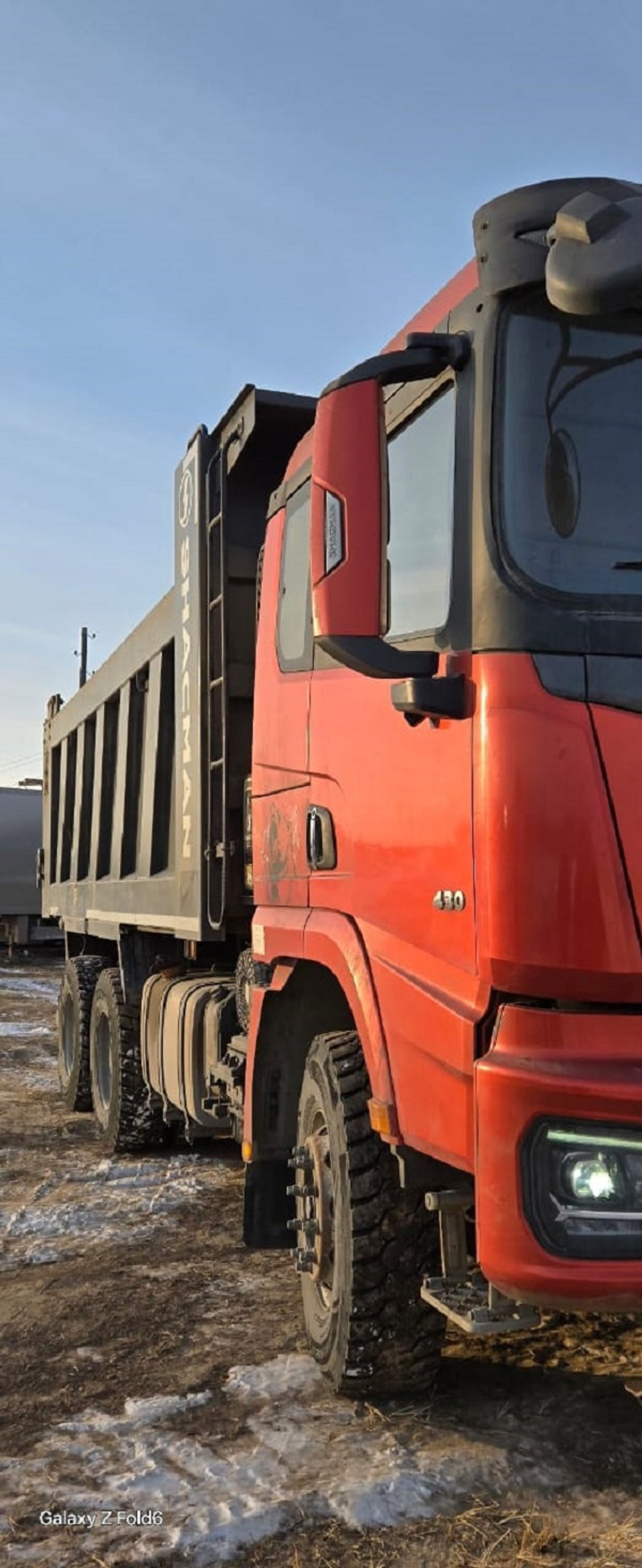 Shacman (Shaanxi) SX* 6x4 Самосвал SX32586V384 (Дизельный, 11,6 л, 423 л.с., МТ)