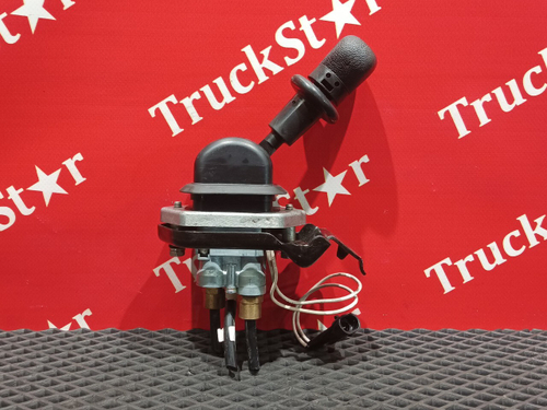 Кран тормоза ручного 2017г.