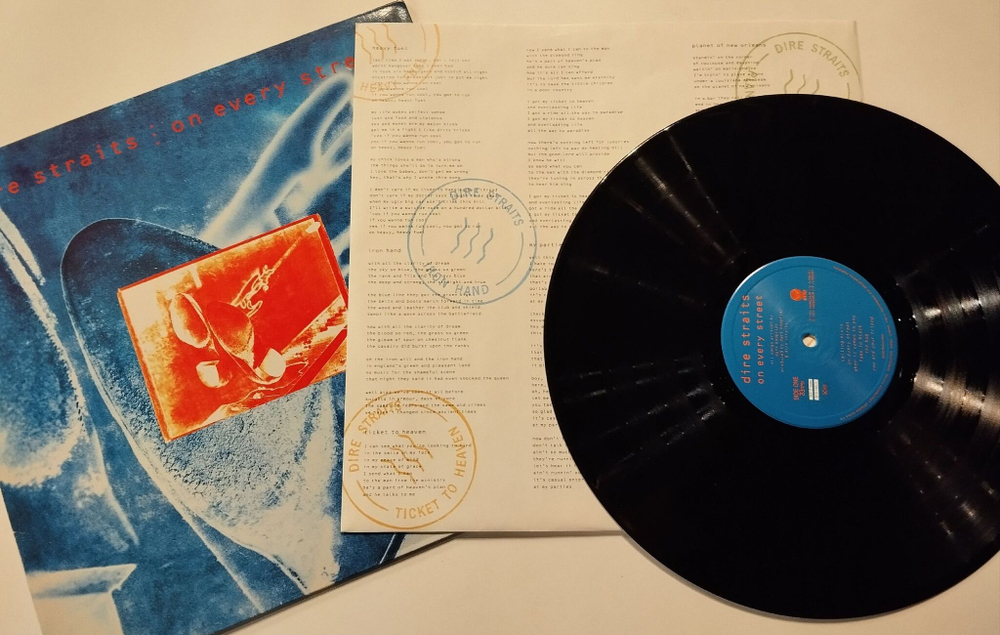 Винтажная виниловая пластинка LP Dire Straits On Every Street (Holland 1991)