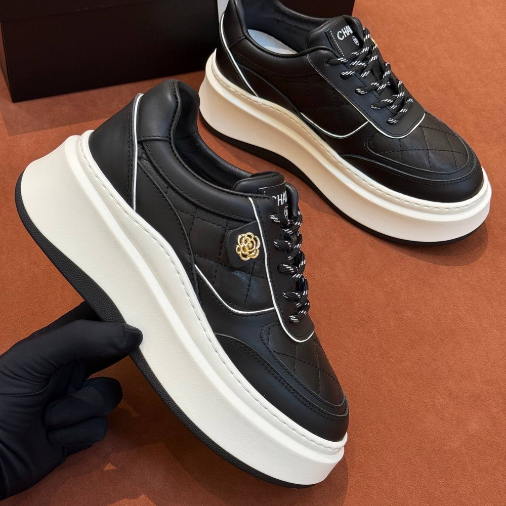 Кроссовки Chanel