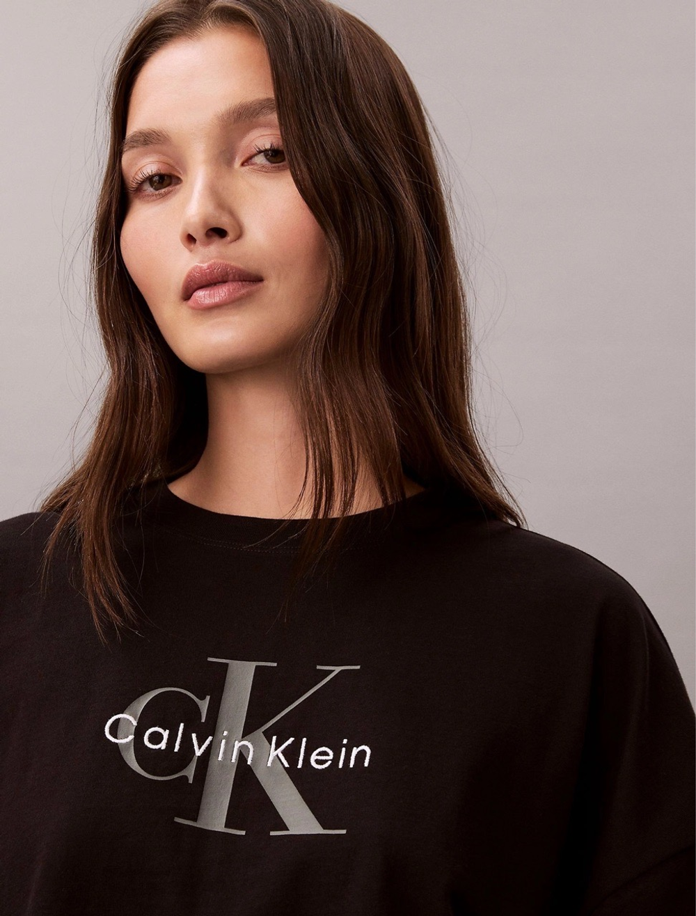 Футболка Calvin Klein Monologo Cropped Boxy Fit Black