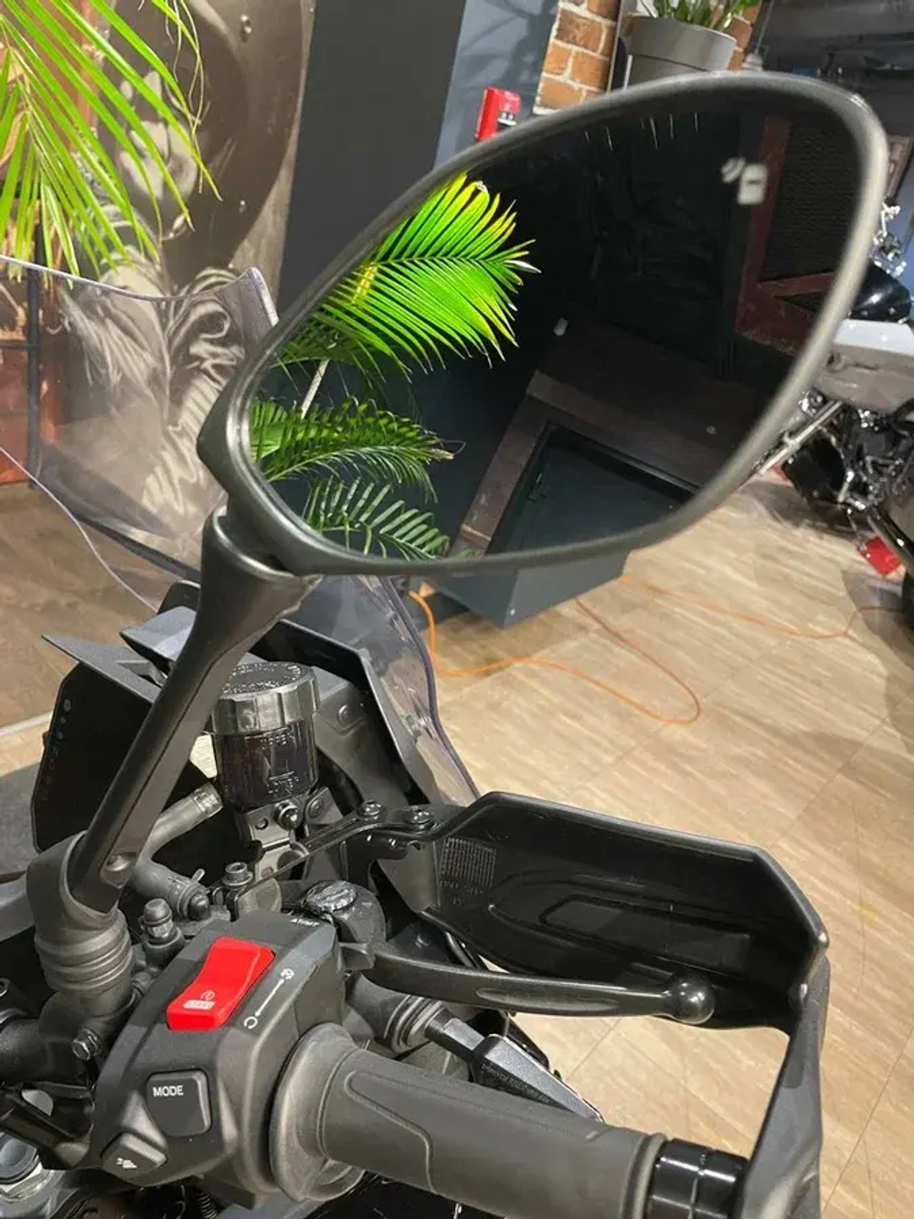 Yamaha MT-09 Tracer (FJ-09), 2025