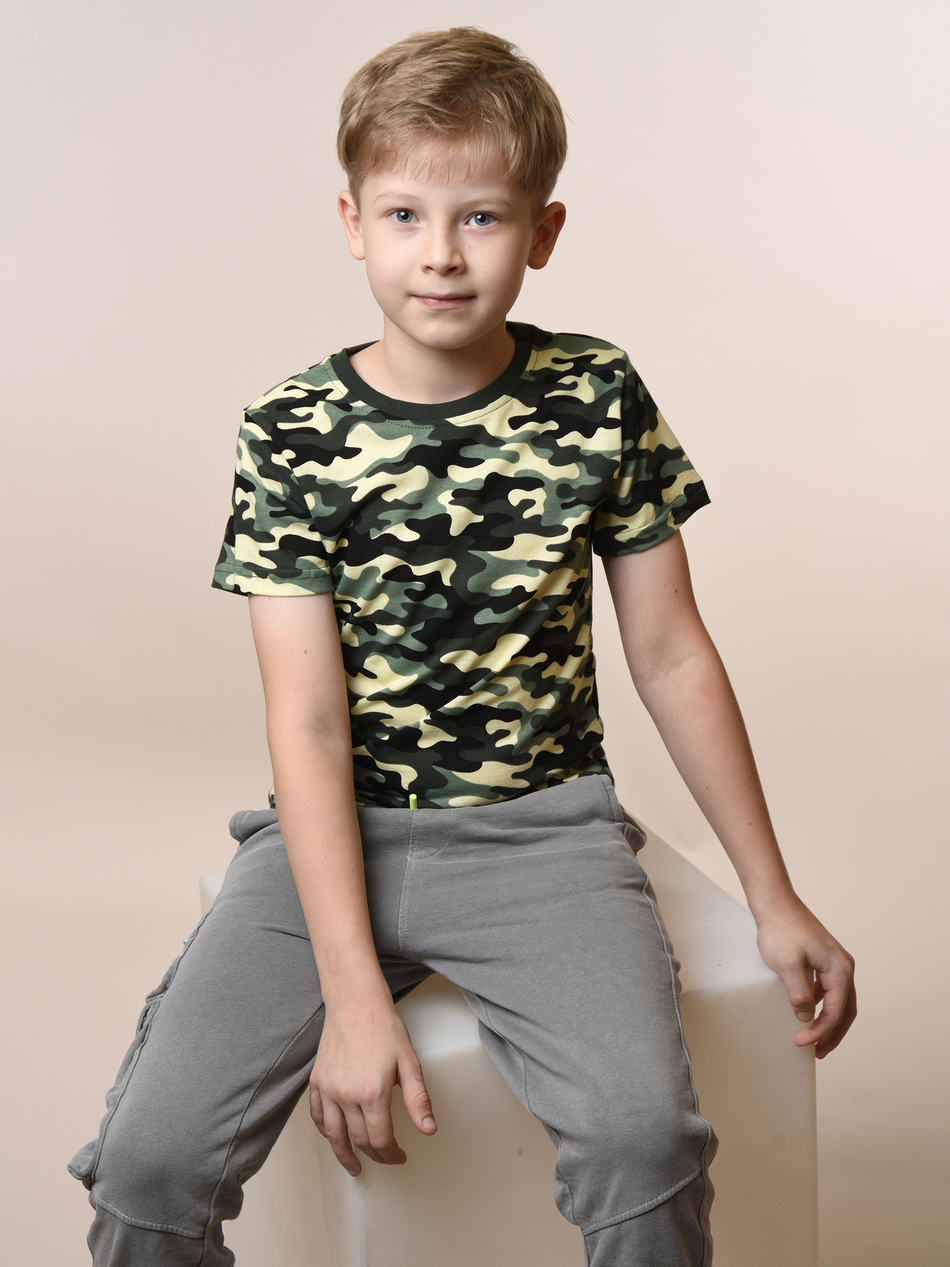 Футболка для мальчика камуфляжная