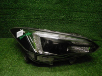 Битая Фара правая Subaru XV 2 GT (2017-2021) LED