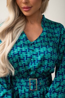 Зеленое шелковое платье