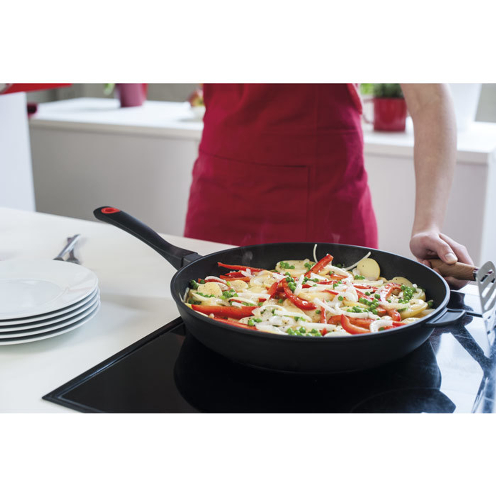 Сковорода с двумя ручками 32см Beka Energy