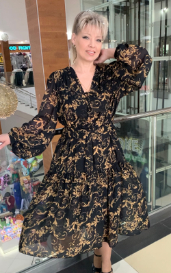 Нарядное длинное двойное платье с мягким поясом