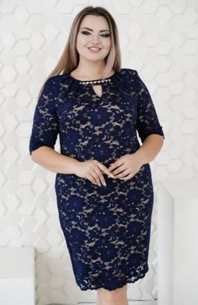 Платье женское нарядное новогоднее праздничное на праздник кружево кружевное синее тёмно-синее золотое большой размер 56 шифон трикотаж вискоза силуэтное футлярное по фигуре