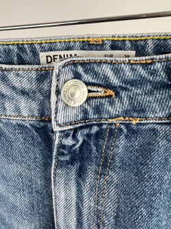 Джинсы Bershka