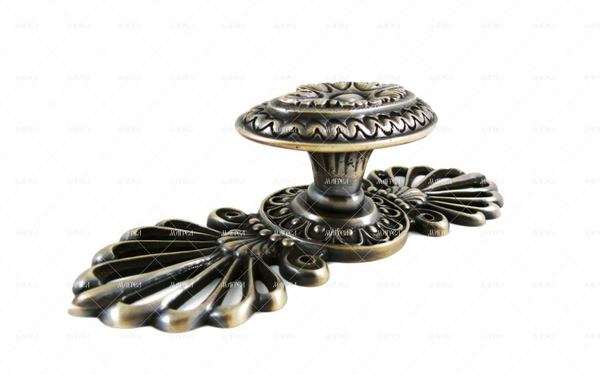 Ручка латунная дверная кноб Царская пов.сим.осн