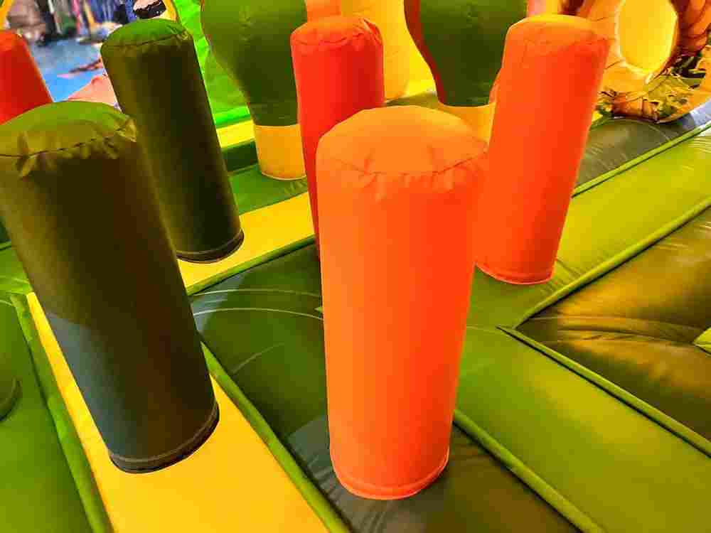 Надувной батут «Тоннель обезьяна», 9x8x3 м.