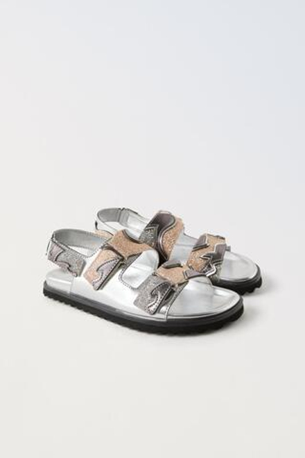 ZARA САНДАЛИИ С МЕТАЛЛИЧЕСКИМ БЛЕСКОМ, СЕРЕБРИСТЫЙ