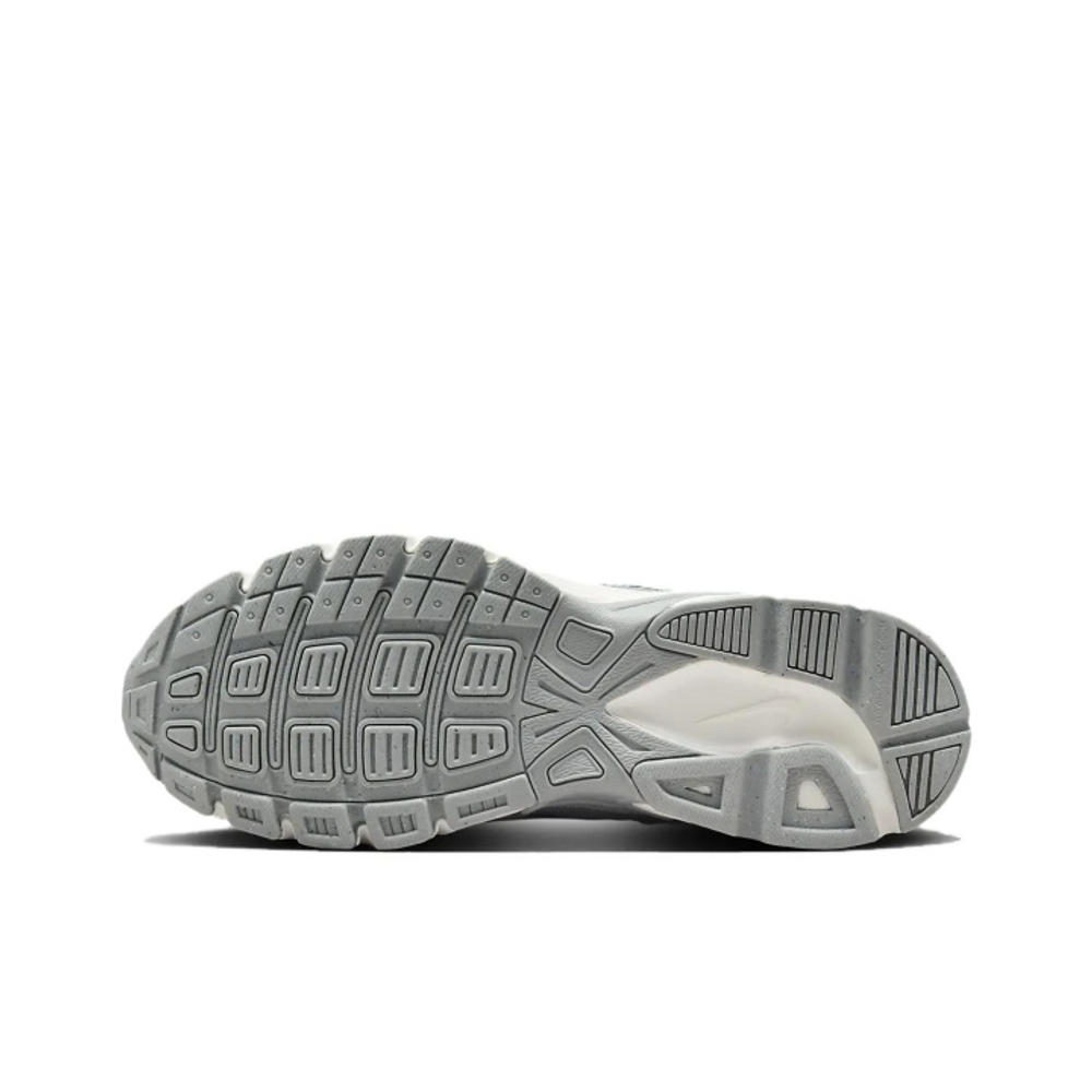 alt="Nike Initiator женские арт. HQ1511-121 задняя часть с подошвой"