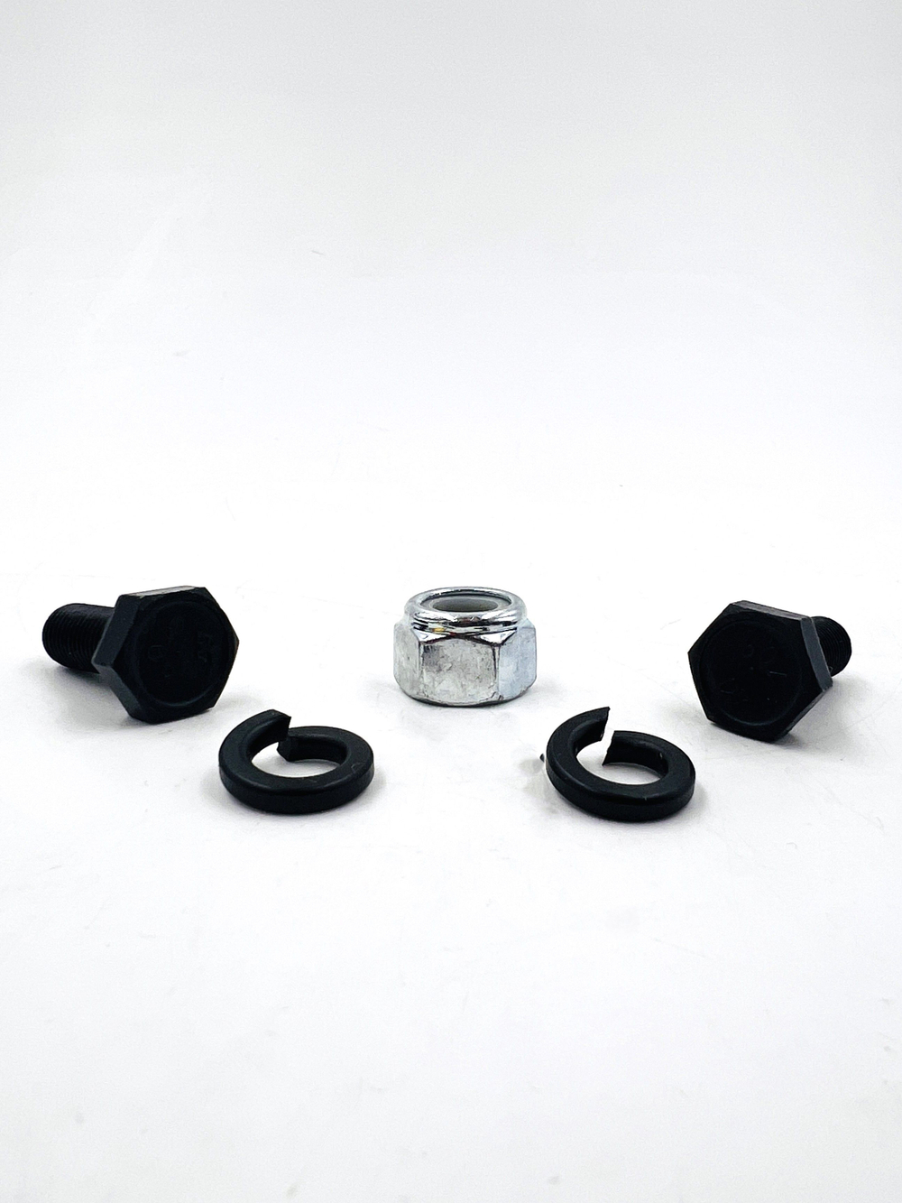 Крепление шаровой опоры ВАЗ 2108-15