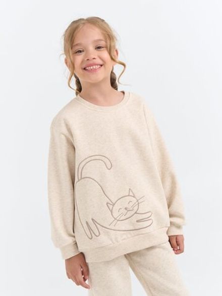 Свитшот "Айвори" с вышивкой утепленный