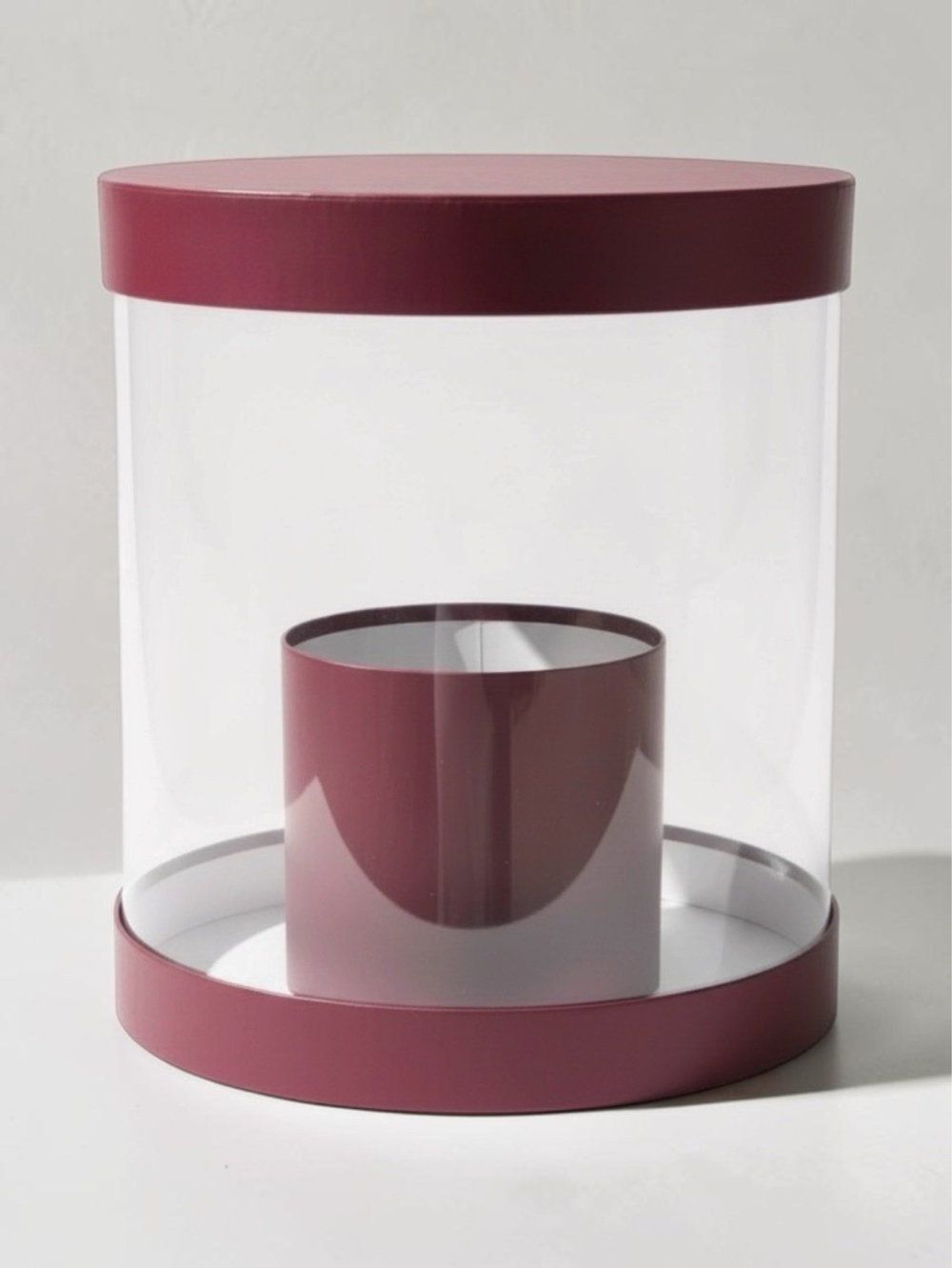 Плотная коробка-аквариум для торта с прозрачными стенками Цвет :Бордовый.