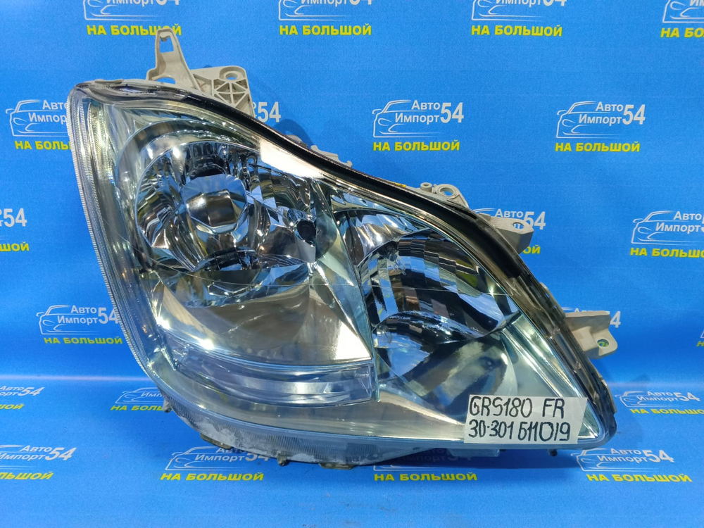 Фара передняя правая TOYOTA CROWN 2003-2008