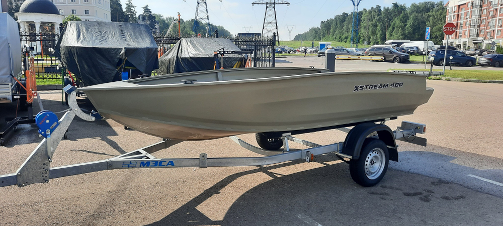 Алюминиевая лодка Xstream 400