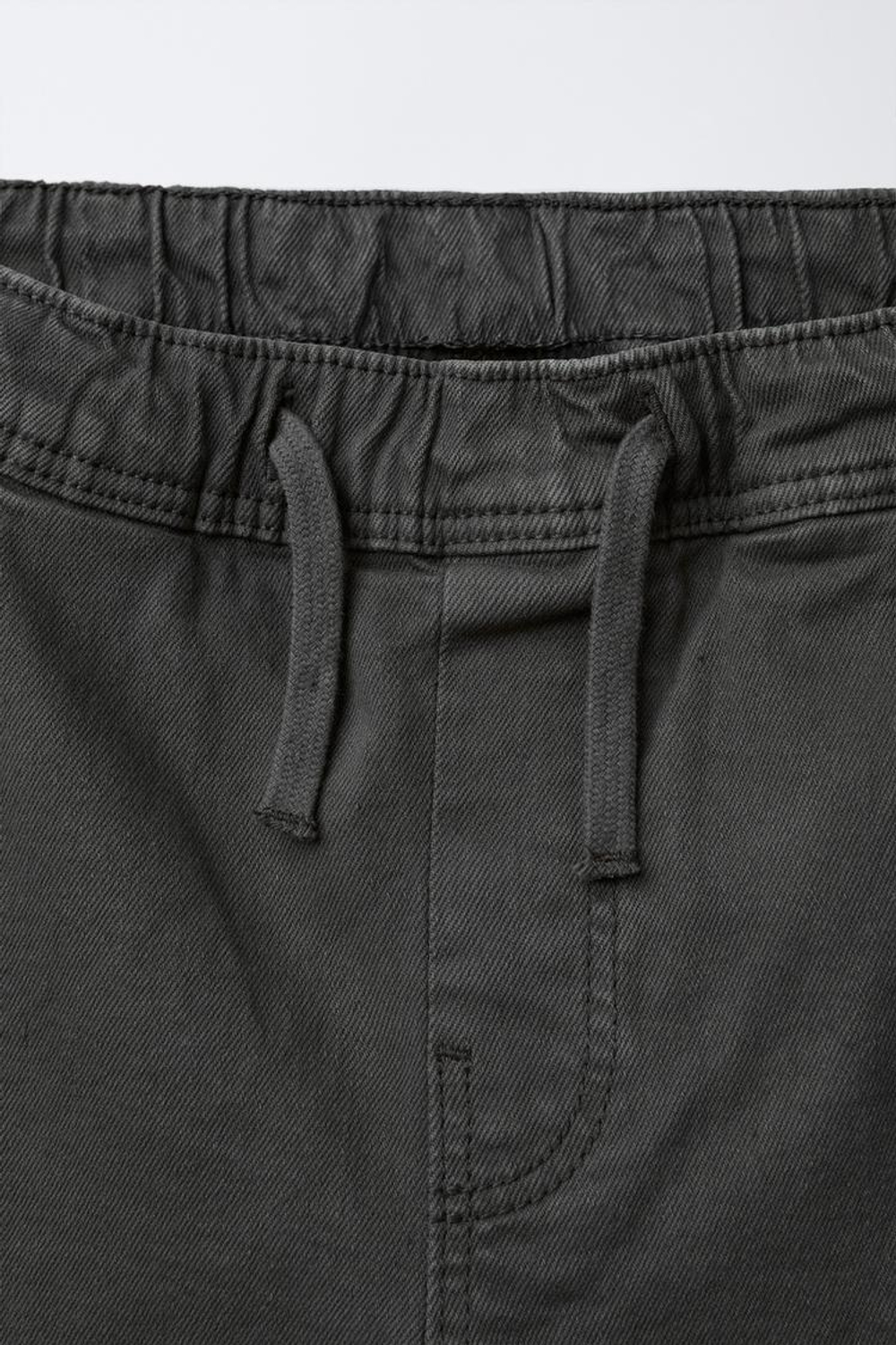 ZARA СУПЕРЭЛАСТИЧНЫЕ БРЮКИ-ДЖОГГЕРЫ, УГОЛЬНЫЙ