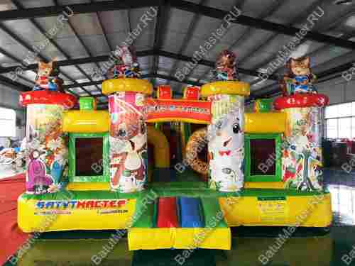 Надувной батут "Лесные друзья", 7*5*4 м