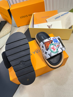 Louis Vuitton Pool Pillow Flat Comfort Mule
