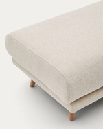 Пуф Karin из бежевого шенилла с ножками из массива бука 90 x 70 см