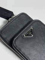 Сумка-слинг Prada
