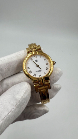 Часы Givenchy