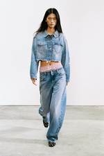 TRF ДЖИНСОВЫЙ ПИДЖАКА С СЕРДЦЕМ -ZARA