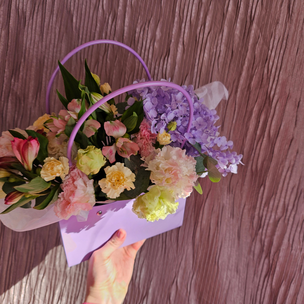 Композиция со стабилизированной гортензией "Счастье быть с тобой"