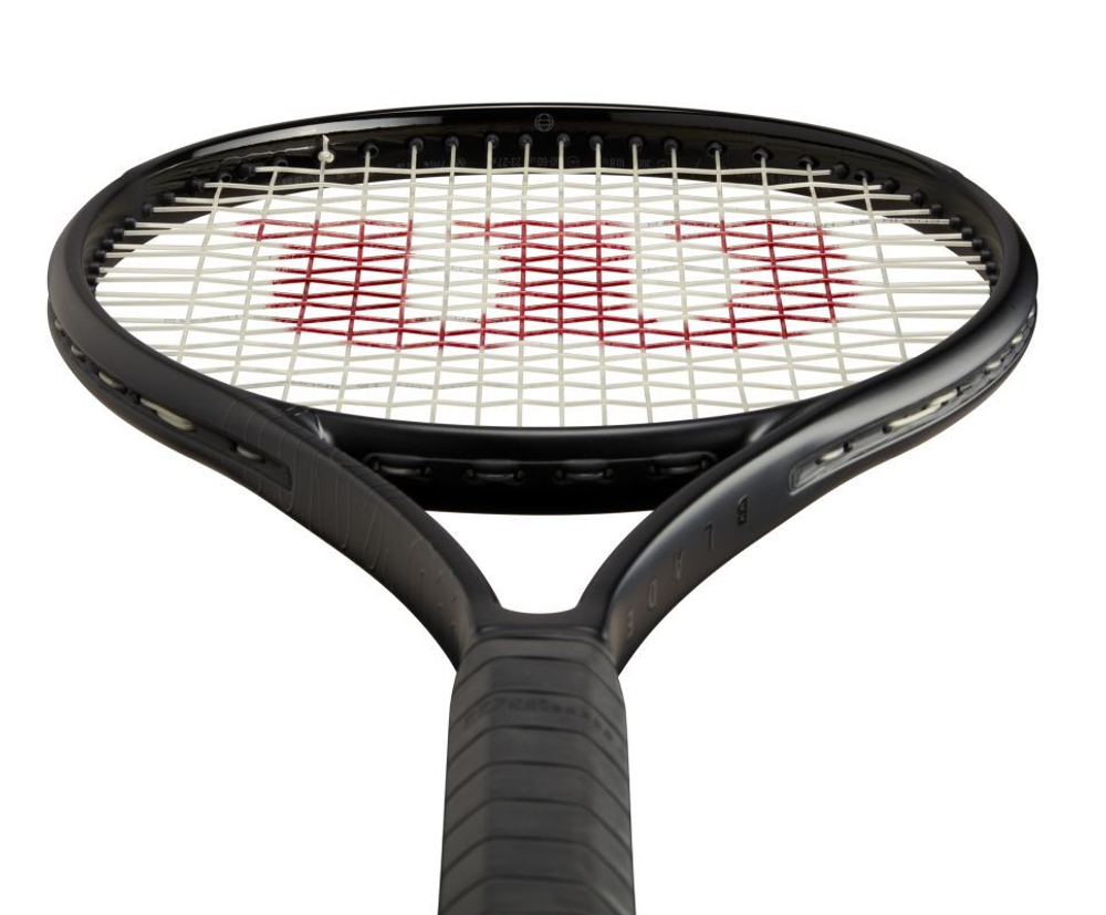 Теннисная ракетка Wilson Noir Blade 98 (16x19) V8 + струны