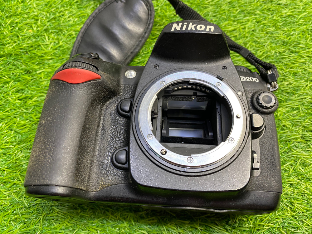 Nikon D200 (12 500 кадров) Покупка/Продажа