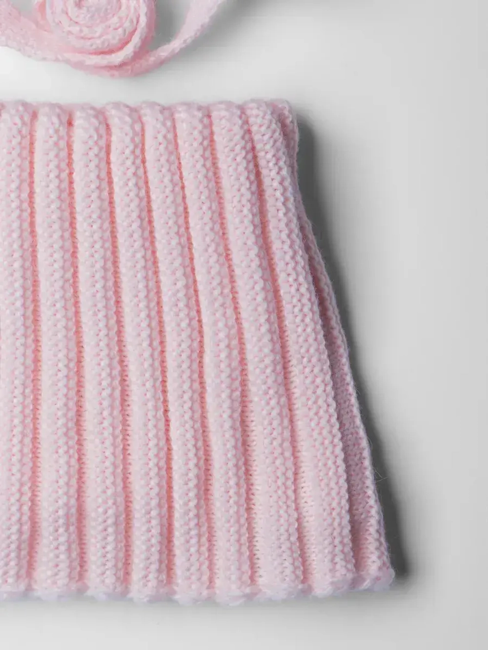 Шапка для девочки на осень