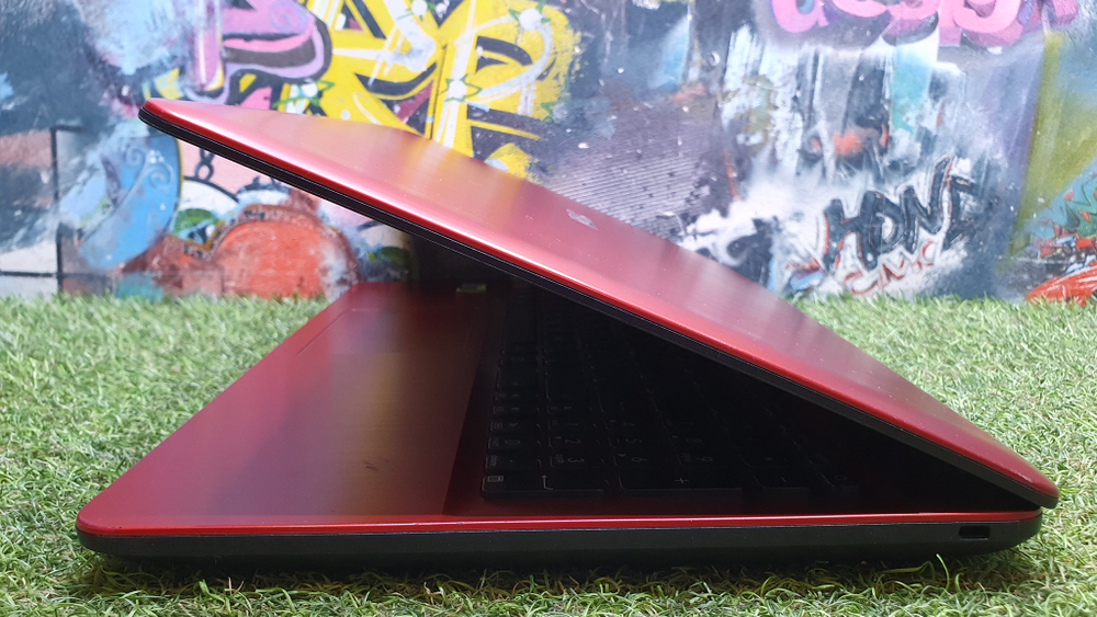 Ноутбук ASUS i3-6/6Gb/920MX 2Gb/FHD