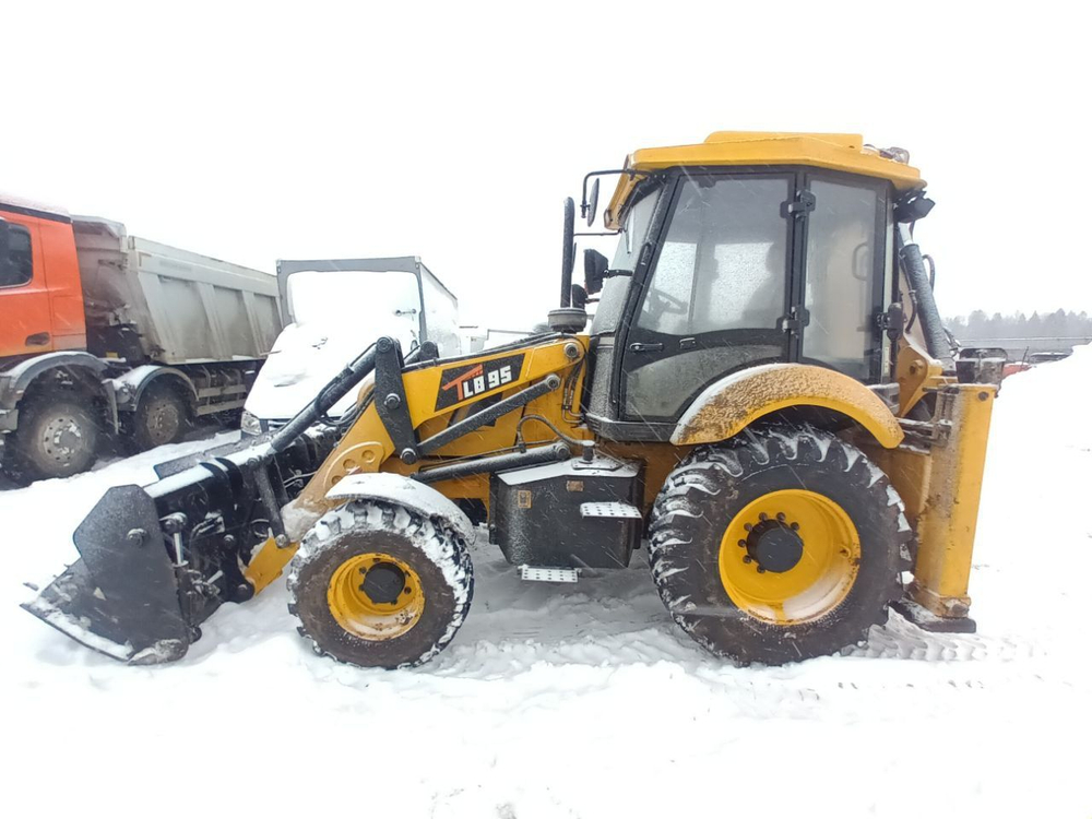 ACE TLB95 Экскаватор-погрузчик TLB95 (Дизельный, 3,9 л, 96 л.с., АТ)