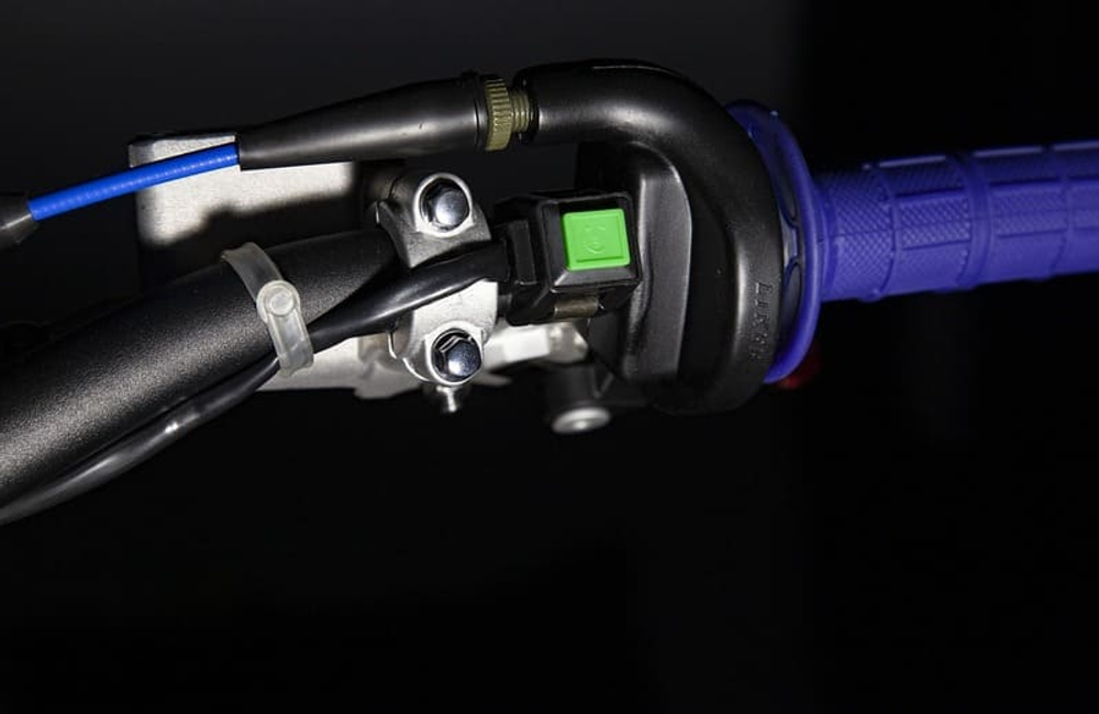 Мотоцикл кроссовый эндуро BSE M4 1.0