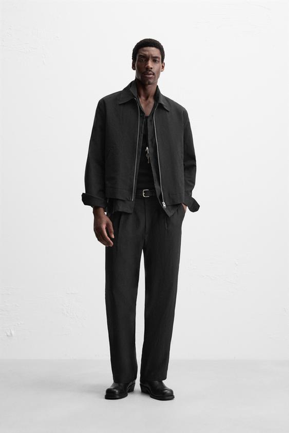 ZARA СТРУЯЩИЕСЯ БРЮКИ RELAXED FIT, ЧЕРНЫЙ