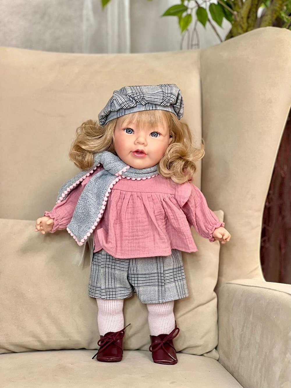 Кукла Nines 45см Chloe мягконабивная, в пакете (N4900K1)