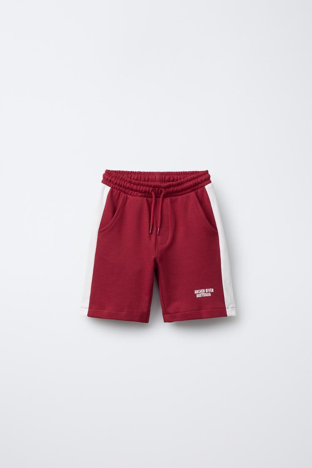 ZARA КОМПЛЕКТ ИЗ ФУТБОЛКИ И ШОРТОВ-БЕРМУДОВ В СПОРТИВНОМ СТИЛЕ, КРАСНЫЙ