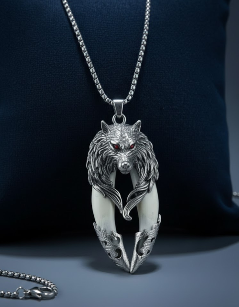 2. Магические украшения и обереги: От традиции до современности